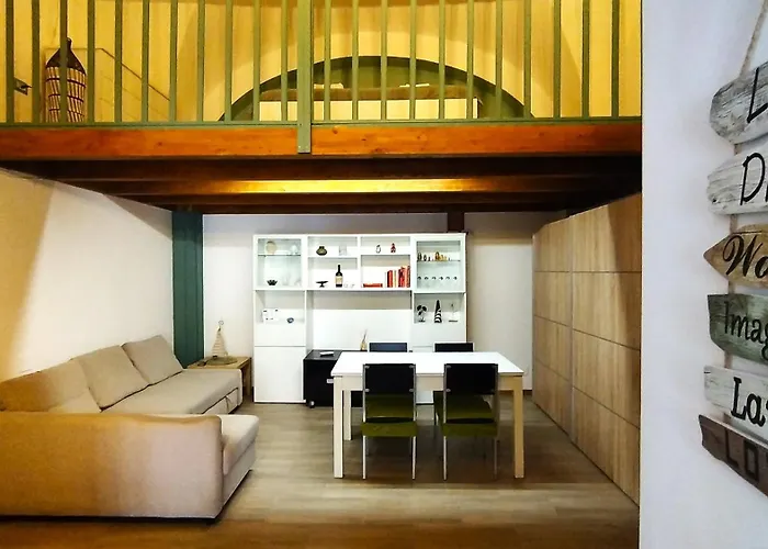 The Wooden Loft - Bari Centro