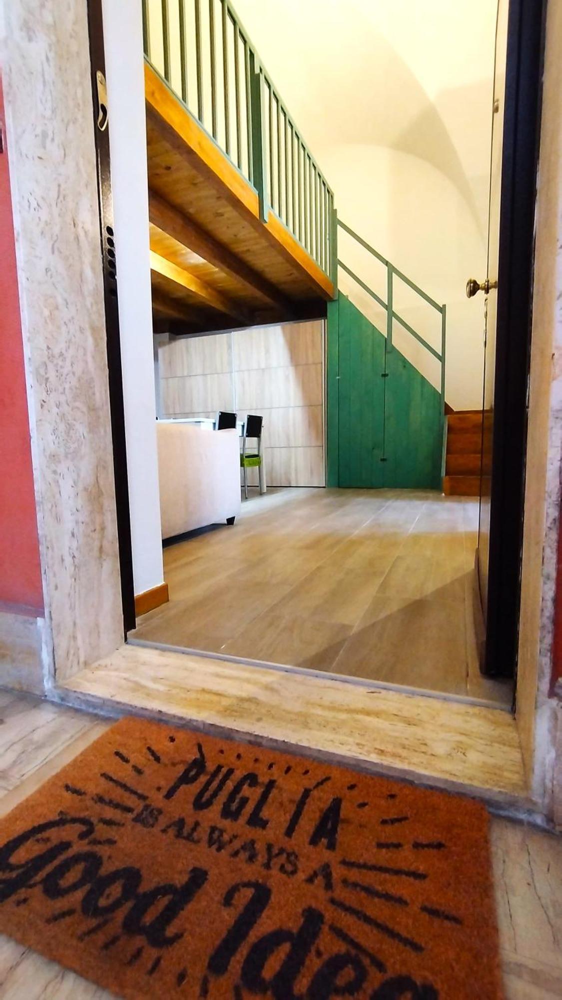 The Wooden Loft - Centro Apartment Bari